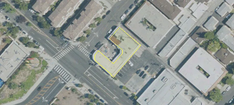 800 San Fernando Blvd