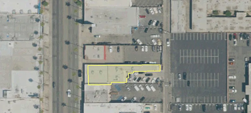 6700 Van Nuys Blvd