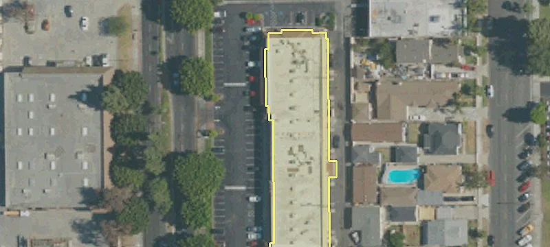 15134 Paramount Blvd