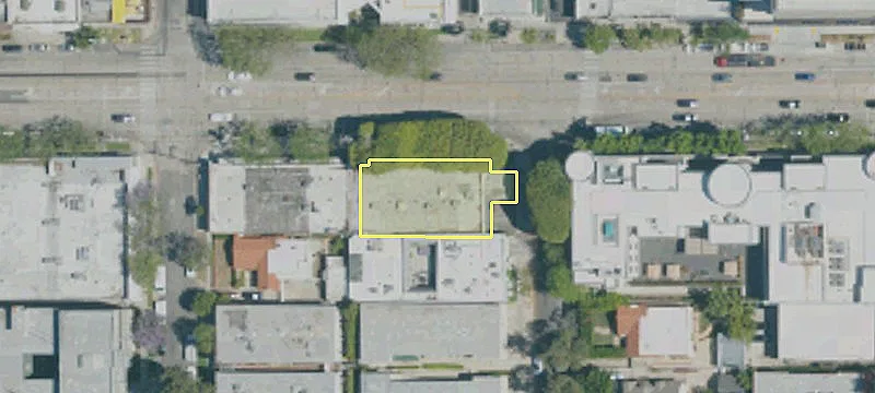 8936 Beverly Blvd