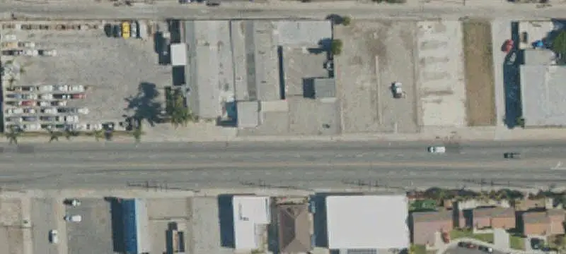 437 Compton Blvd