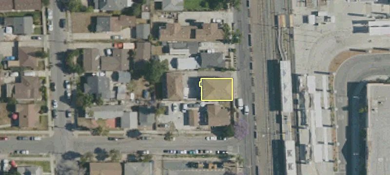 305 Willowbrook Ave