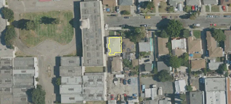 1602 San Luis St