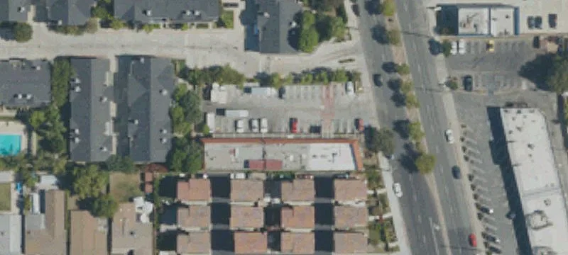 22035 Main St