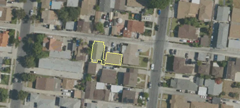6221 Corona Ave