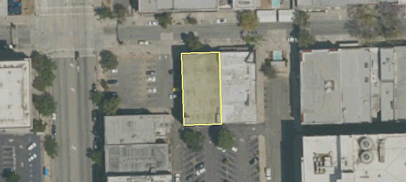 160 2nd St