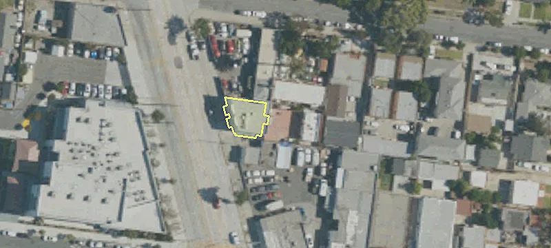 9320 Long Bch Blvd