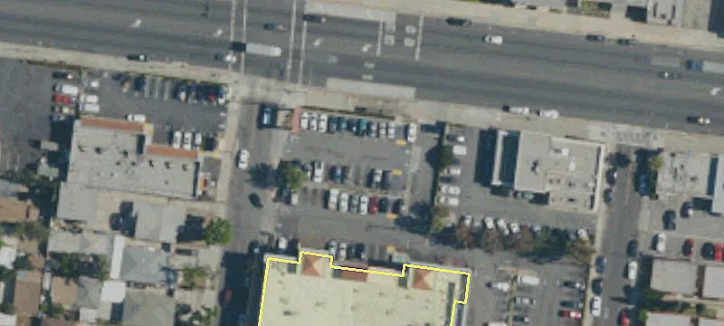4308 Slauson Ave