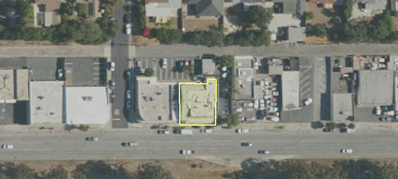 255 Pomona Blvd