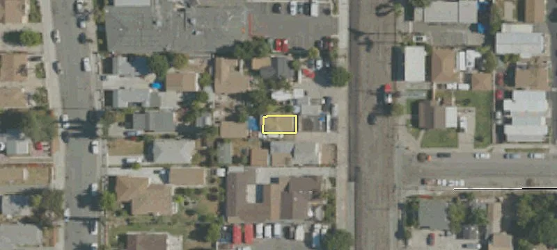 2703 Tyler Ave