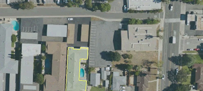 65 Baldwin Ave