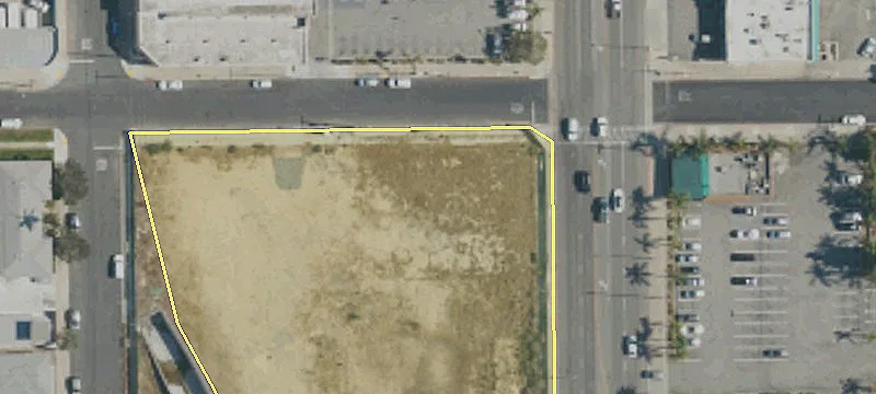 201 San Gabriel Blvd