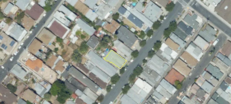 327 Sumner Ave