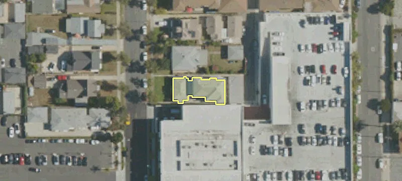 22 Electric Ave