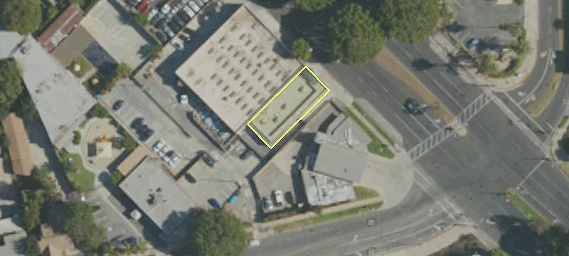 2216 Main St