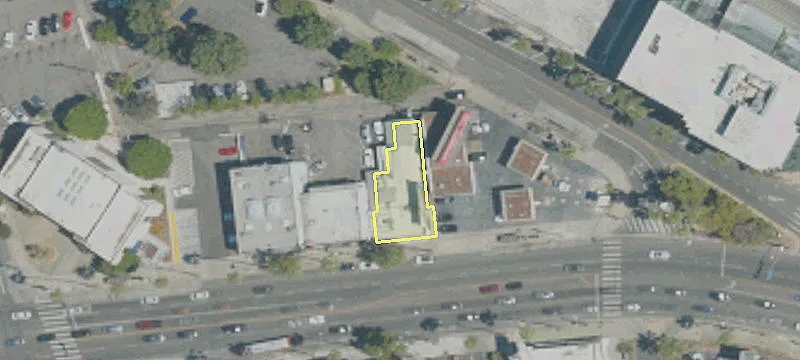 12021 Ventura Blvd