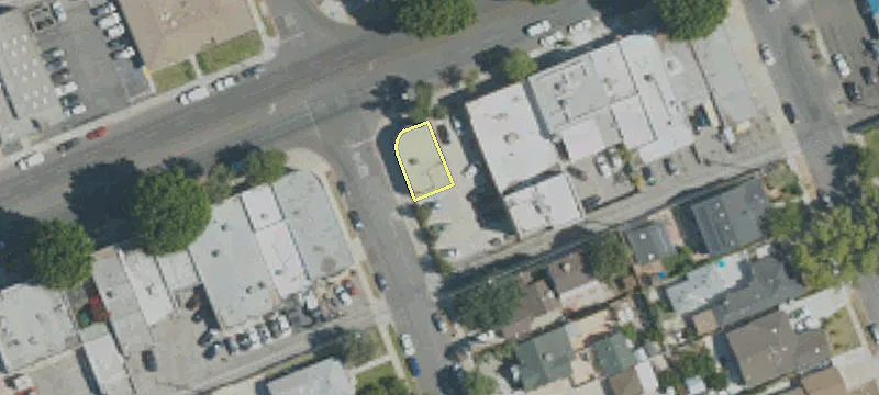 1020 Magnolia Blvd