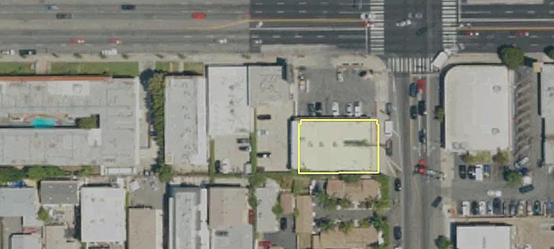 14112 Victory Blvd