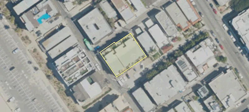 15 Catamaran St