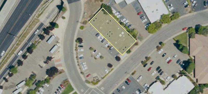120 Ascot Dr