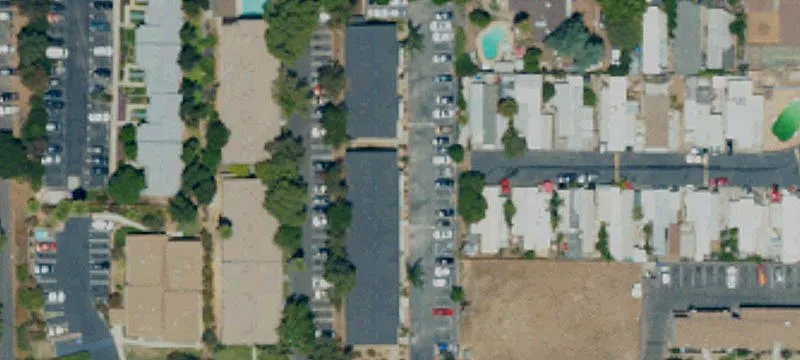 303 Clemmens Ln