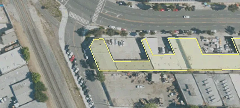 4677 San Fernando Rd
