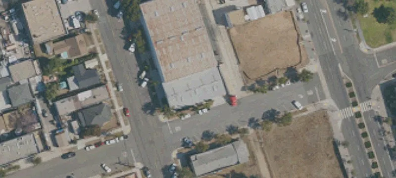 1339 Roosevelt Ave