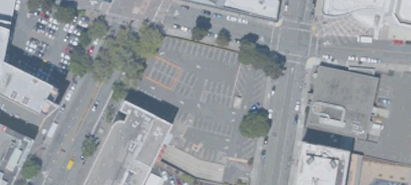 2044 Broadway