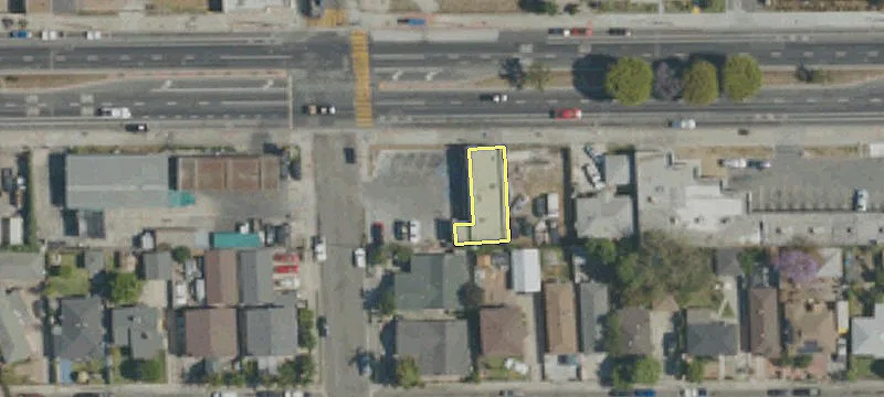 840 Rosecrans Ave