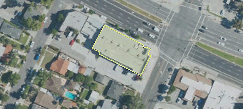 900 Glenoaks Blvd