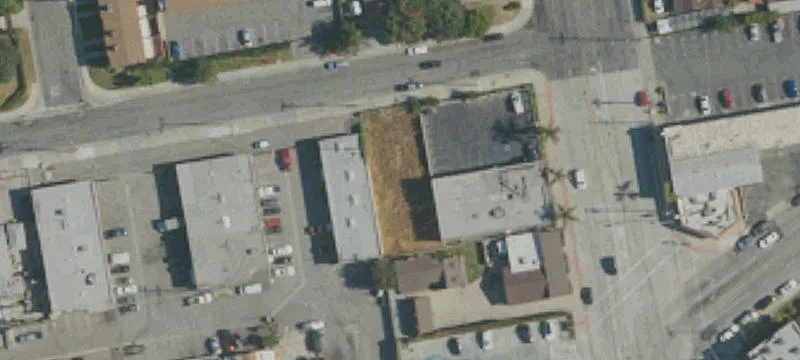 10950 Grand Ave