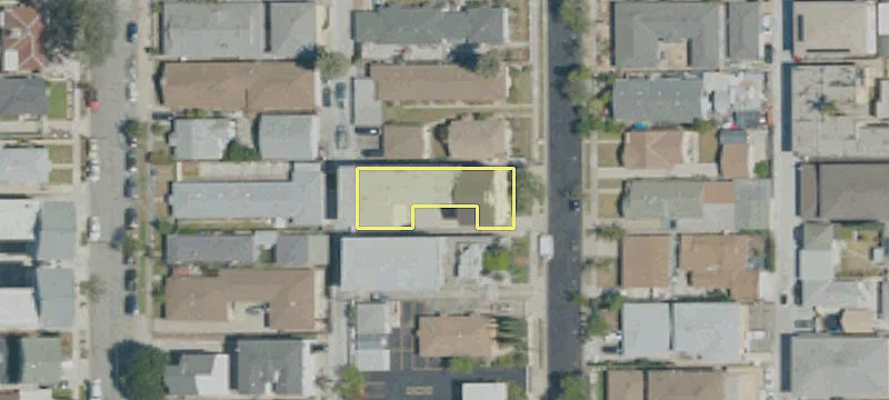 12625 Menlo Ave