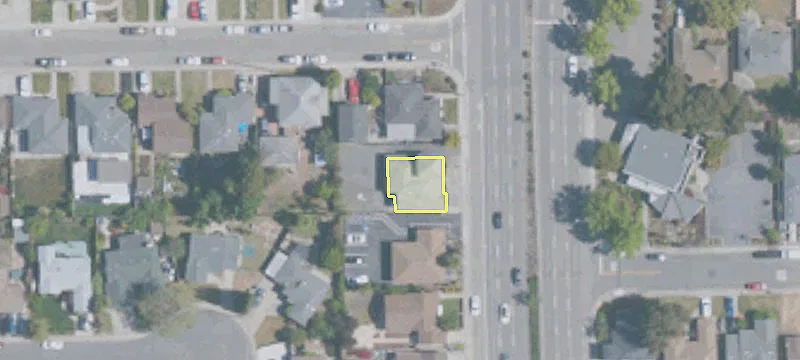 21709 Redwood Rd