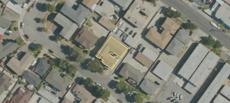 424 Lohart Ave