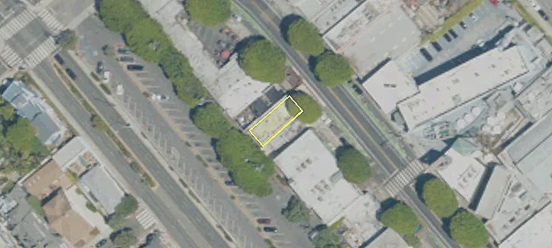 2420 Main St