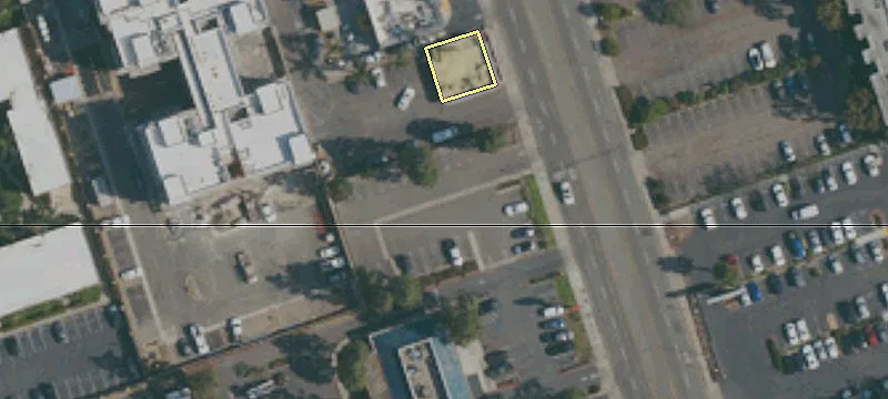 818 3rd Ave