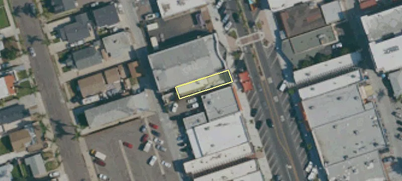 230 3rd Ave