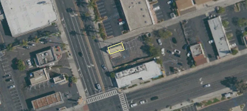 493 Broadway