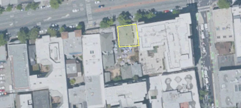 1952 University Ave