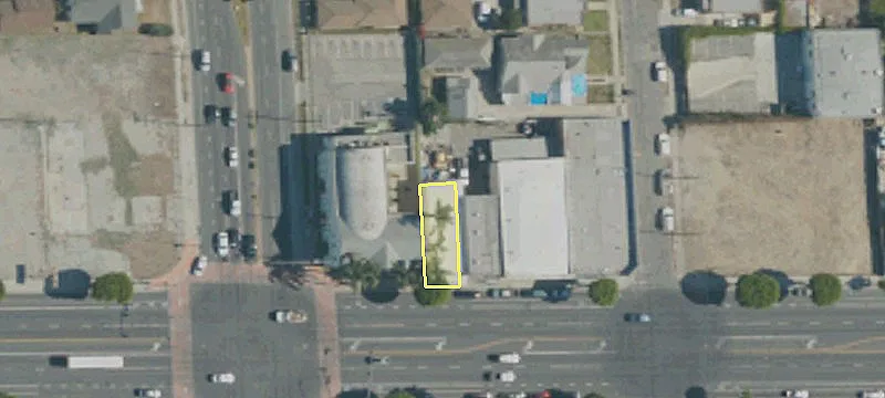 721 Compton Blvd