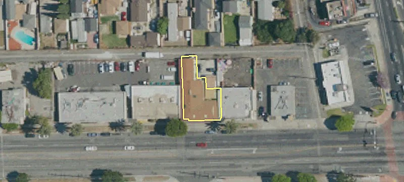 2025 Compton Blvd