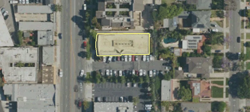 3932 Long Bch Blvd