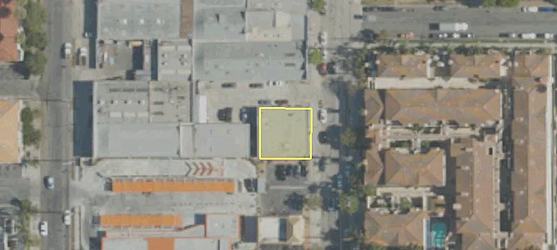 1327 Loma Ave