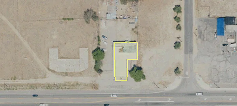 7651 Pearblossom Hwy