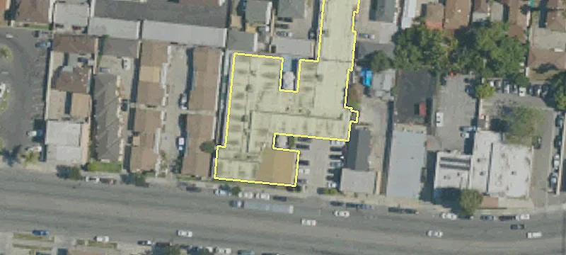3565 Imperial Hwy