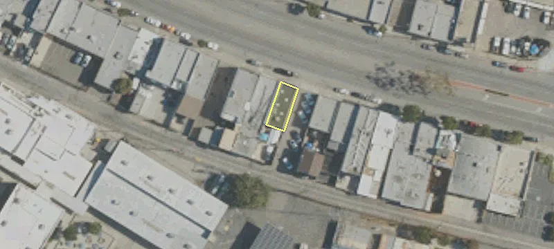 3325 Beverly Blvd