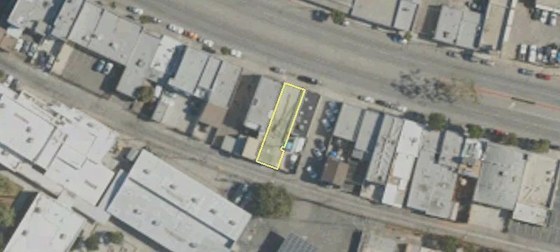 3327 Beverly Blvd