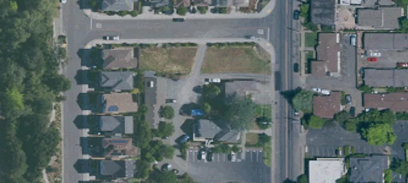 711 Healdsburg Ave