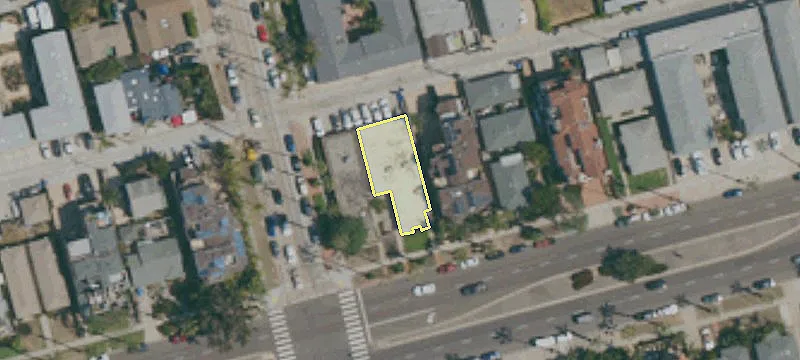 1300 Grand Ave