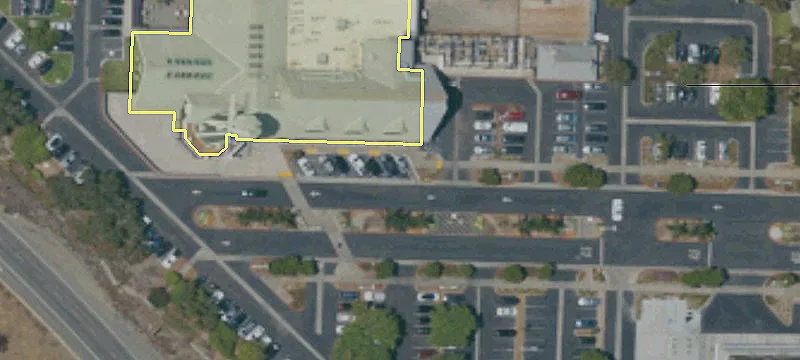 890 Palomar Airport Rd